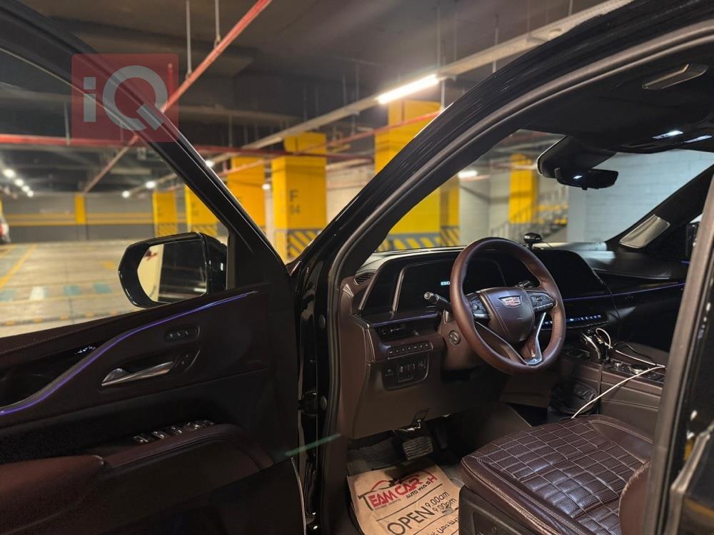 كاديلاك اسكاليد